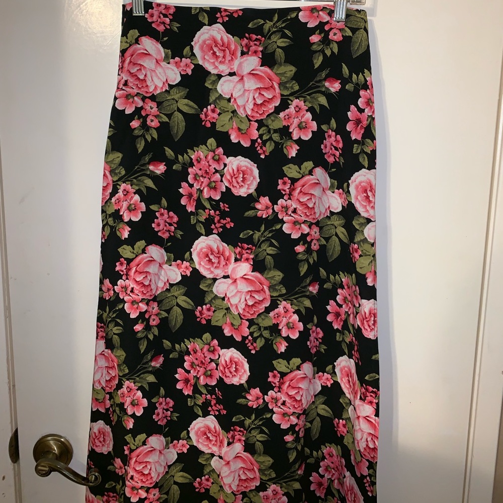 Forever 21 Floral Maxi Skirt.